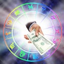 El dinero es de los temas más abordados en la astrología. Getty Images.