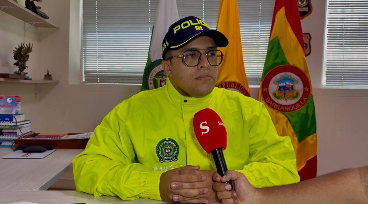 Capitán Manuel Otálvaro, subcomandante del Gaula de la Policía de Barranquilla, en conversación con SEMANA.