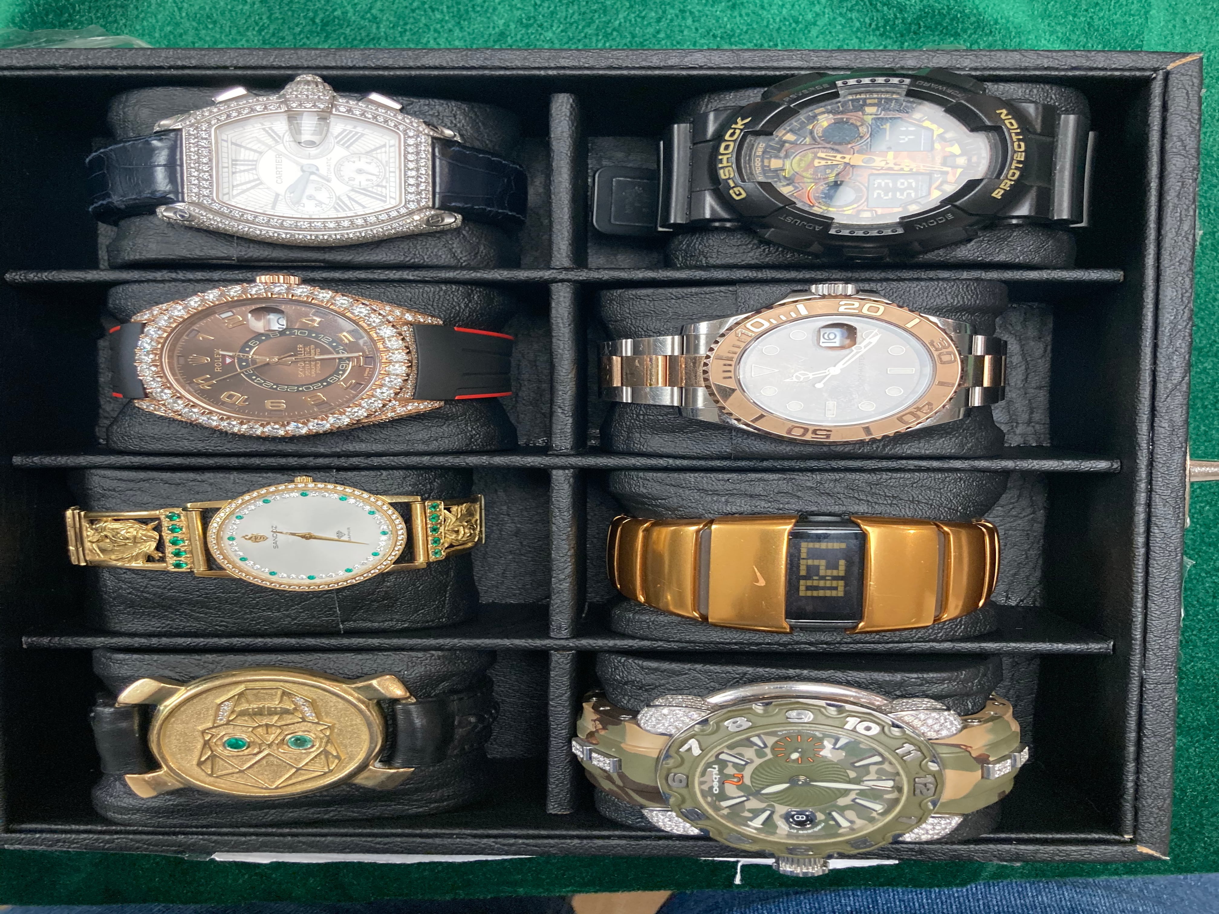 Colección de relojes de alias Matamba