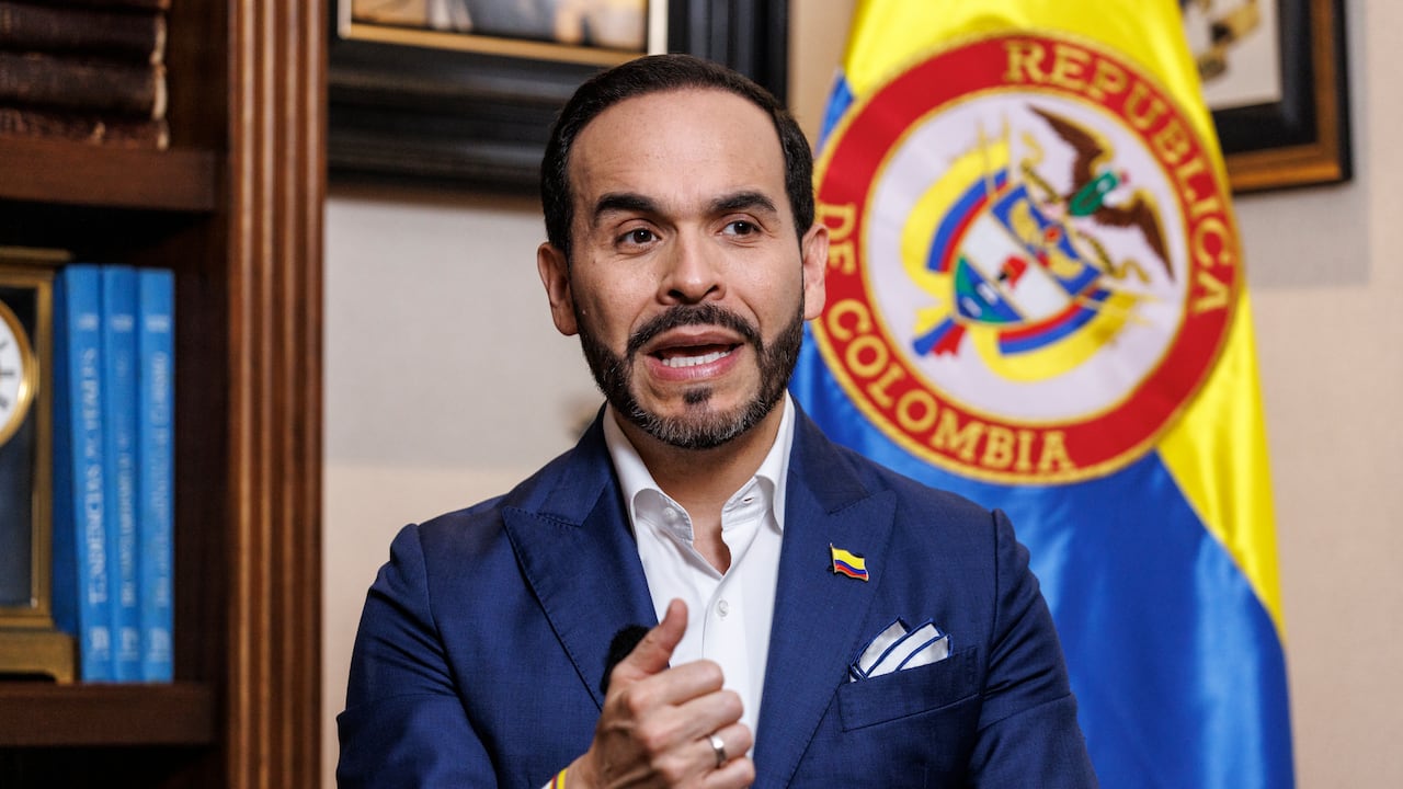 El candidato Abelardo de la Espriella tomó ventaja en la medición del mercado de apuesta sobre las elecciones en Colombia.