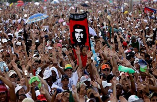 Sin importar ideologías o tendencias políticas, la Plaza de la Revolución de llenó. 