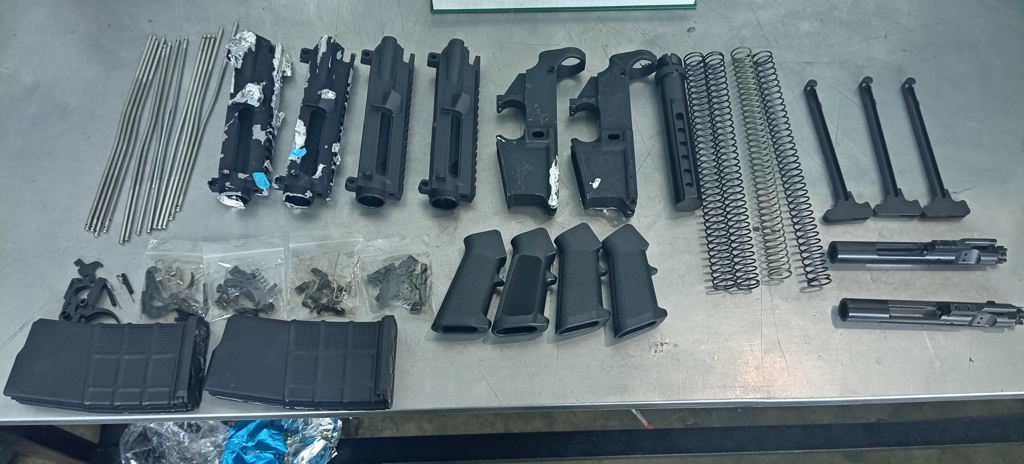 Las autoridades incautaron elementos bélicos en Jamundí, Valle del Cauca.