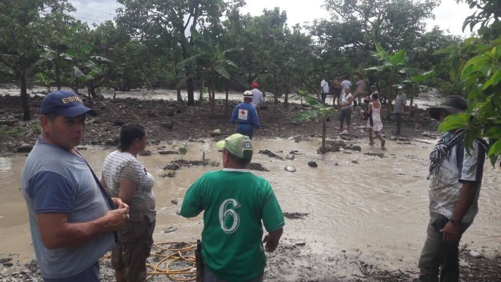 El Ideam pidió no arrojar basuras ni escombros en quebradas, ríos y calles de centros urbanos para evitar desbordamiento de ríos. 