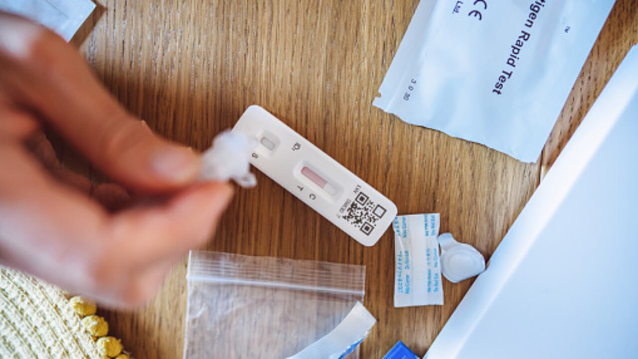 Estas auto pruebas de uso personal para el hogar identifican condiciones, enfermedades y padecimientos específicos, que van desde salud renal, deficiencias de vitaminas, úlcera de estómago, funcionamiento de tiroides, embarazo y ovulación.