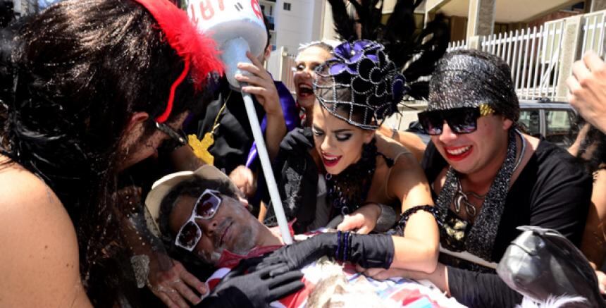 "Joselito" es velado cada año en el carnaval de Barranquilla, para revivir la edición siguiente. Foto de El Heraldo.
