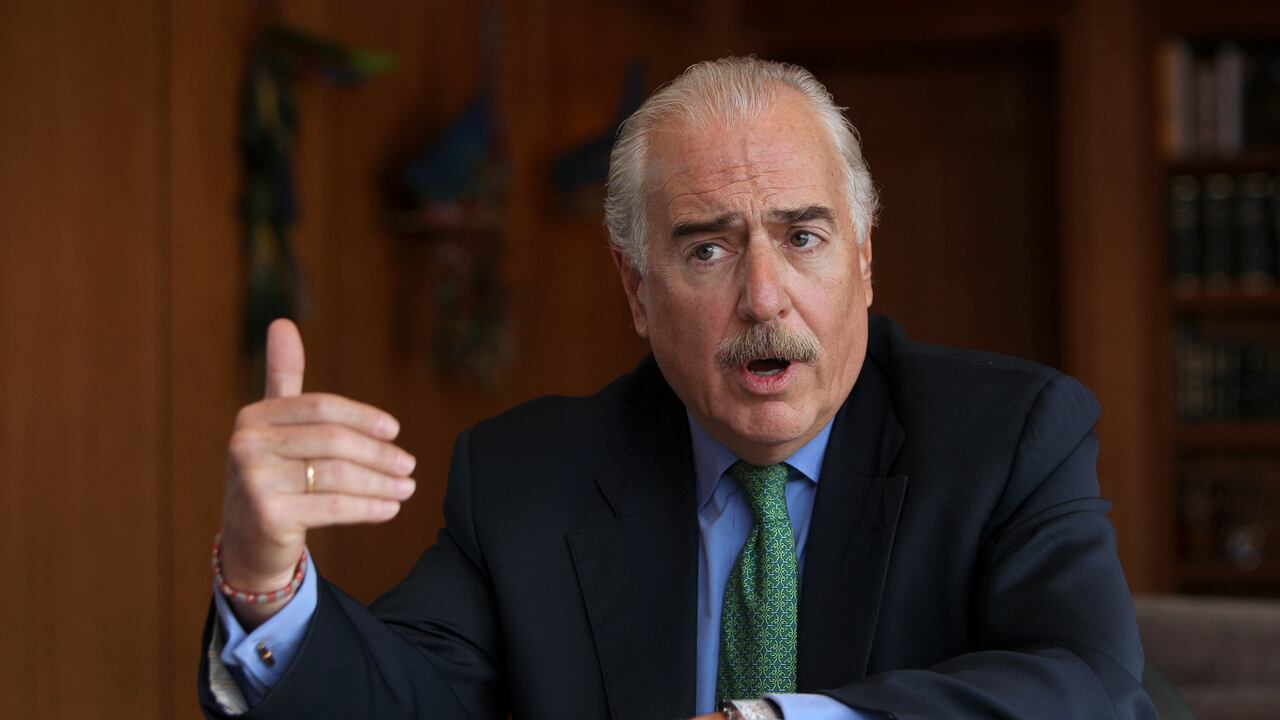 ANDRES PASTRANA
EXPRESIDENTE DE COLOMBIA
BOGOTA 10 FEBRERO 2012
FOTO DANIEL REINA ROMERO
REVISTA SEMANA