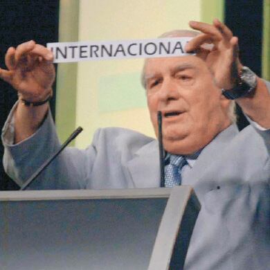 Eduardo Deluca, quien fue tesorero de la Conmebol y mano derecha de Grondona, tiene mucho qué decir. 
