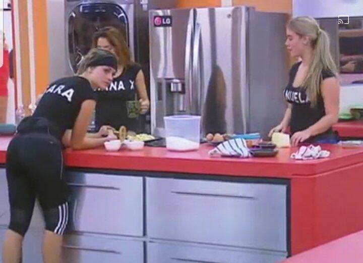 Así se veían Sara y Manuela cuando participaron en Protagonistas de Nuestra Tele. Foto: Twitter @diliarlozano.