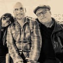 David Lovering, Paz Lechantin, Joey Santiago y Black Francis.