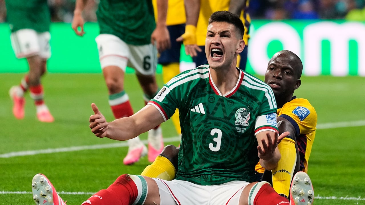 César Montes contra Ecuador.