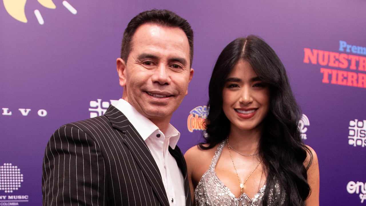 Jhonny Rivera y Jenny López.