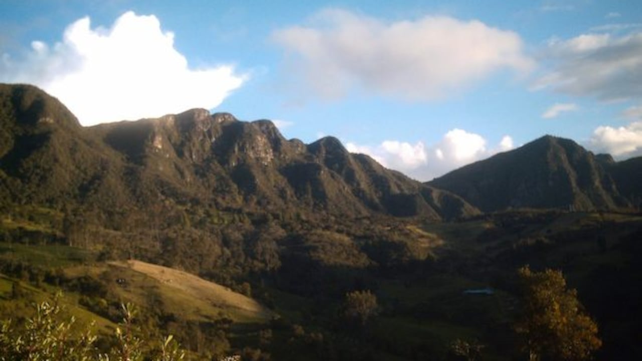 El Cerro de las Tres Viejas en Sesquilé, Cundinamarca
