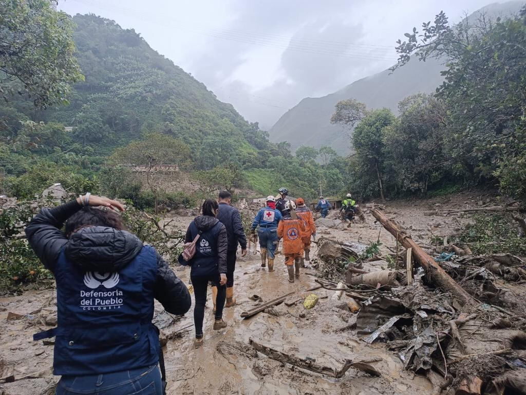 El reporte oficial indica que son 13 las personas desaparecidas en la emergencia