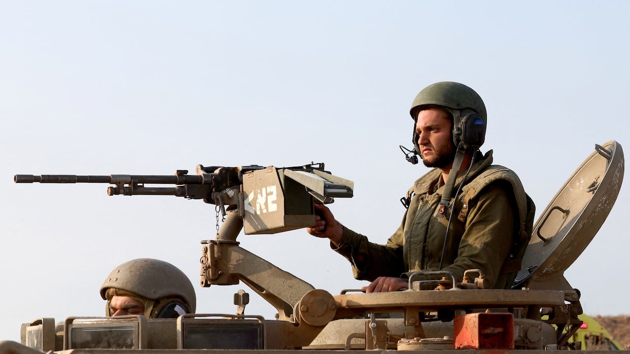 El Ejército israelí sigue protegiendo su pueblo.