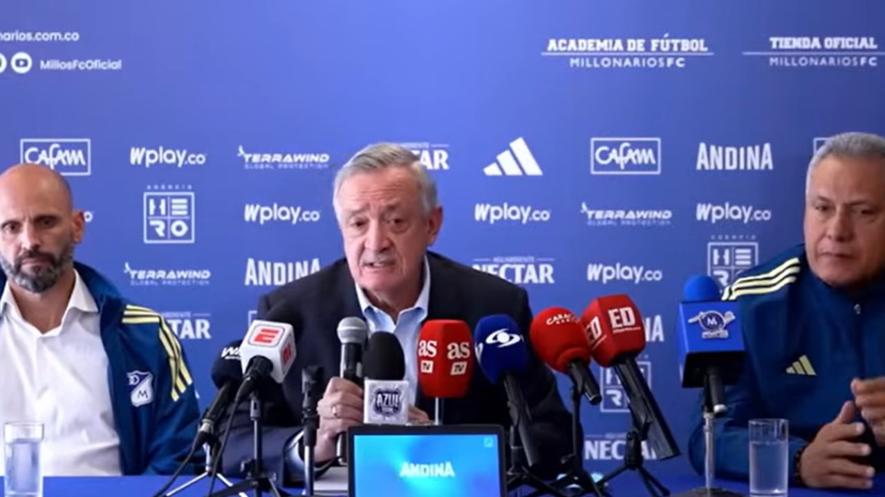 Rueda de prensa de Millonarios para la presentación de Ariel Michaloutsos como nuevo director deportivo.