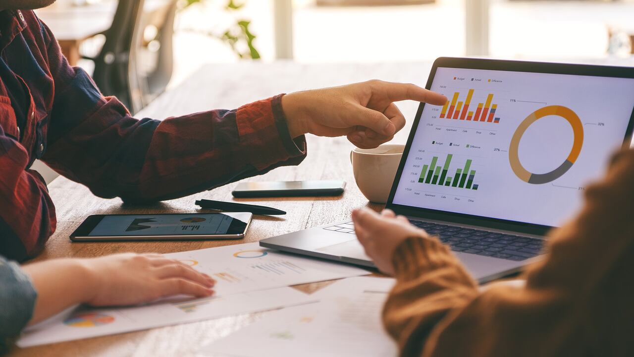 ¿Cuántos trabajadores ganan el salario mínimo en Colombia en 2025?