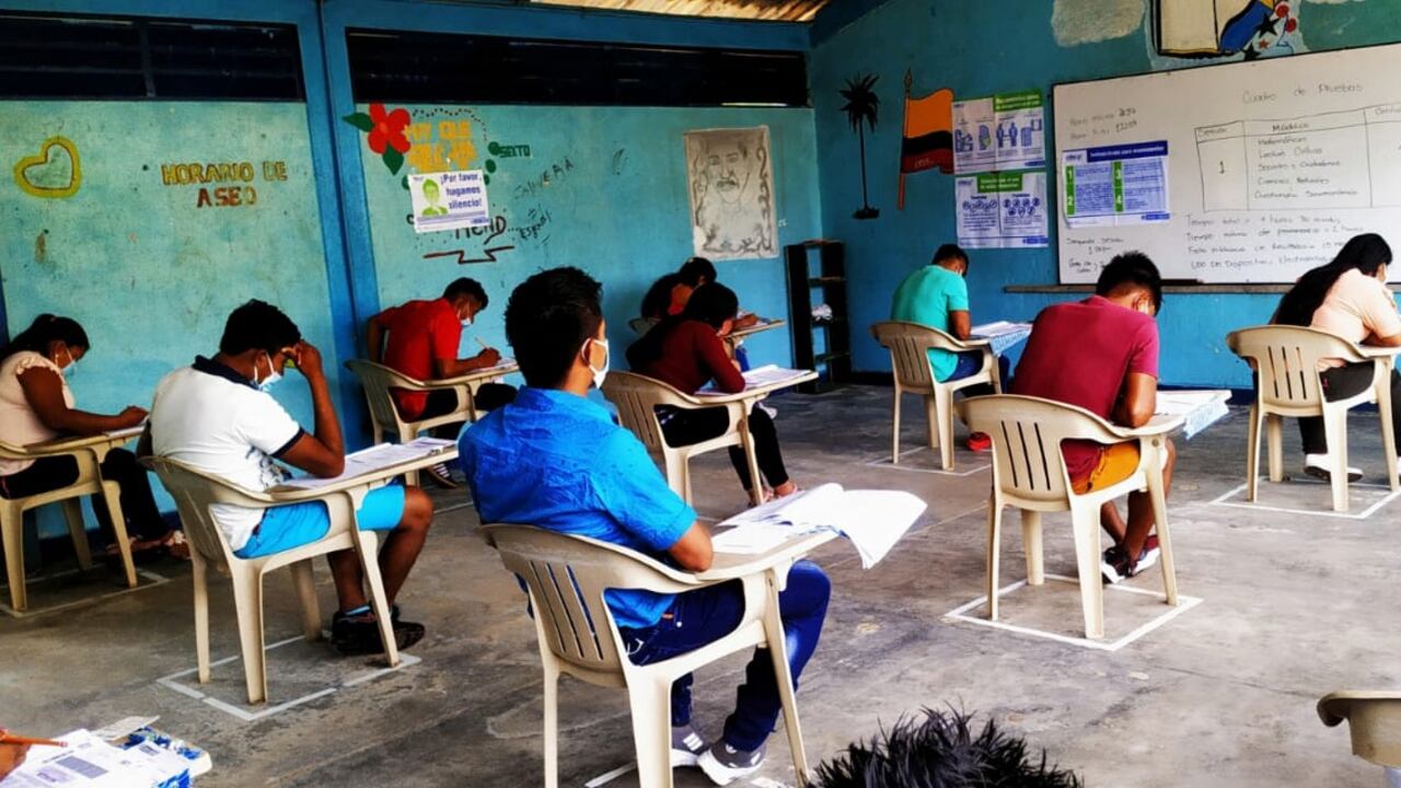 La desigualdad en las pruebas entre estudiantes de colegios privados y públicos aumentó en 1,82 percentiles entre 2016 y 2020.