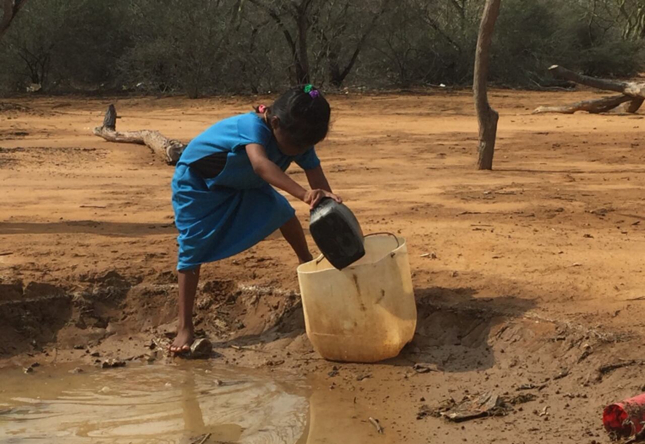 La Utadeo lidera la lucha jurídica para la reivindicación del derechos al agua potable de la comunidad indígena Wayúu.