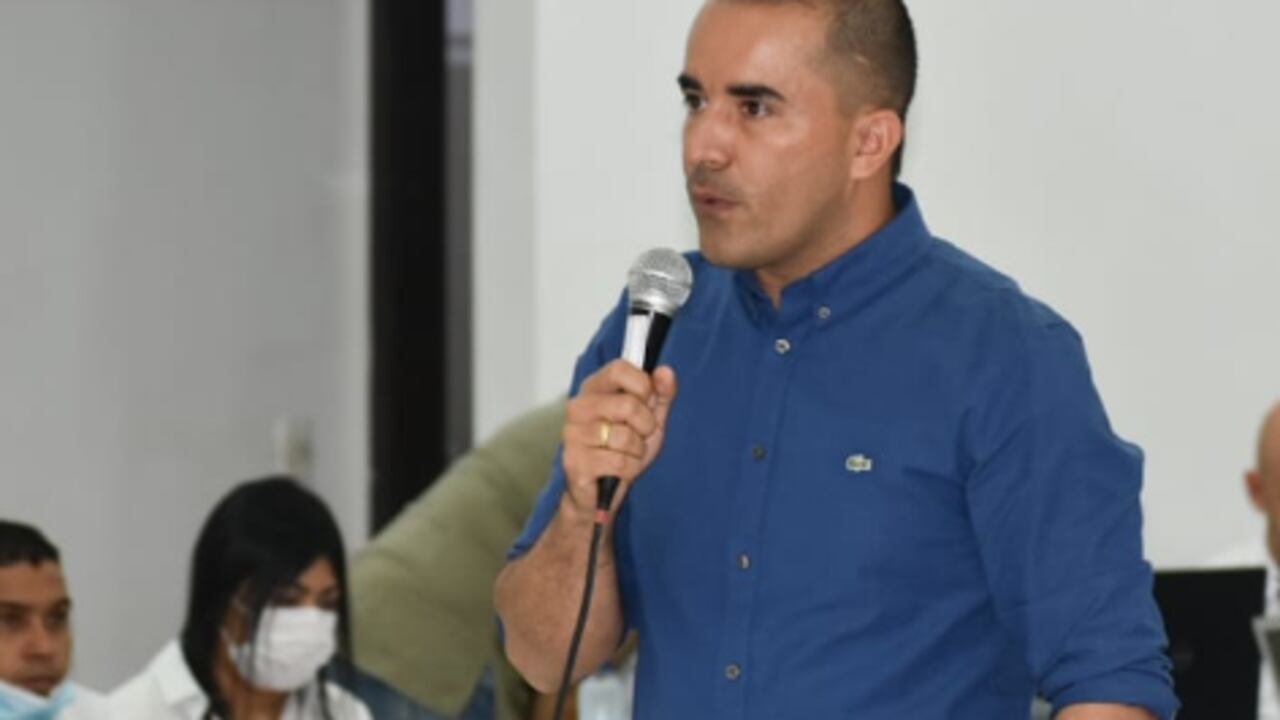Fabián Echavarría Rangel, alcalde de Yondó, Antioquia, fue capturado por tener en su poder una gran suma de dinero y armas de fuego, en medio de la jornada electoral.
