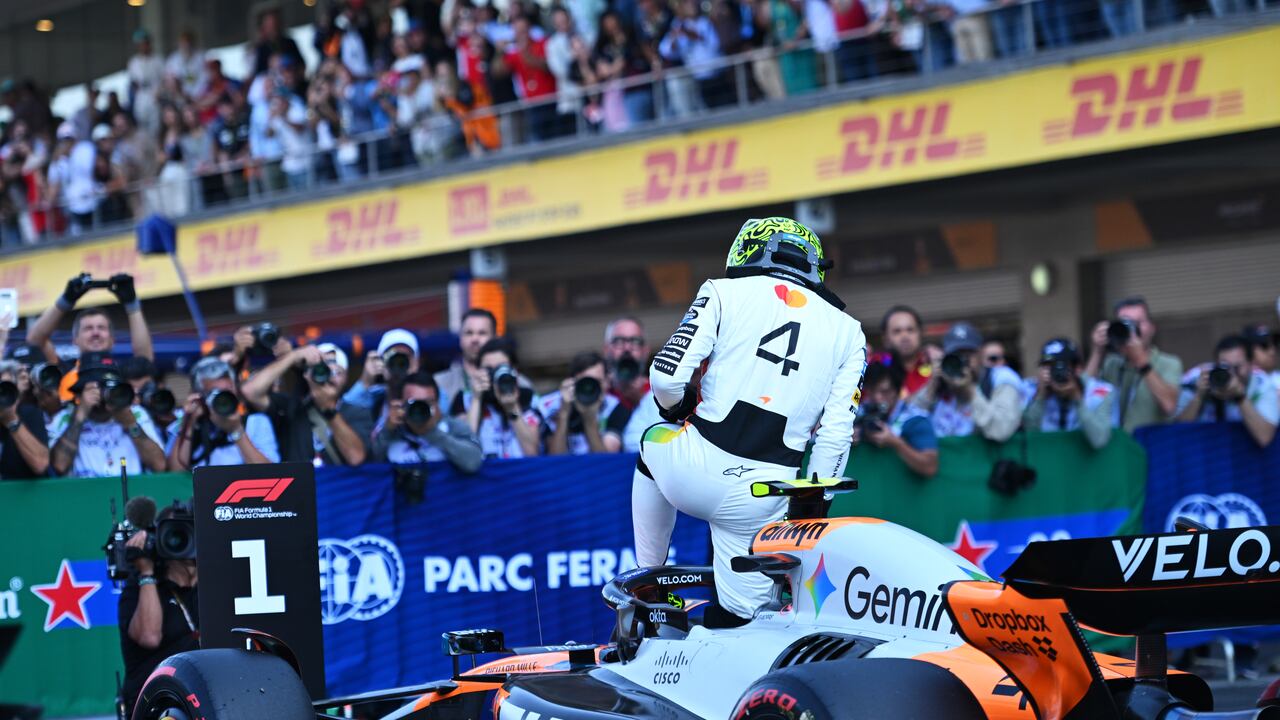 El piloto inglés de Fórmula 1 Lando Norris (McLaren) tras obtener este sábado la pole.