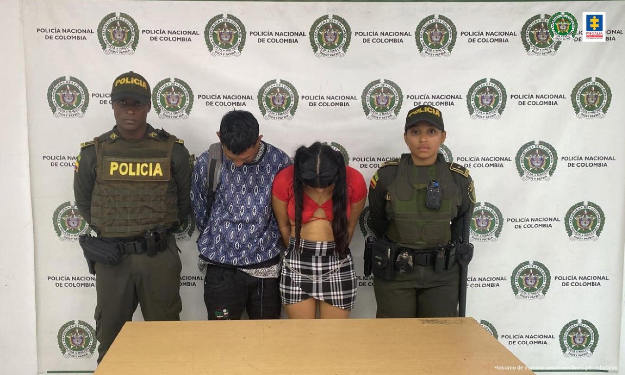 Los dos agresores atacaron a la docente con arma blanca.