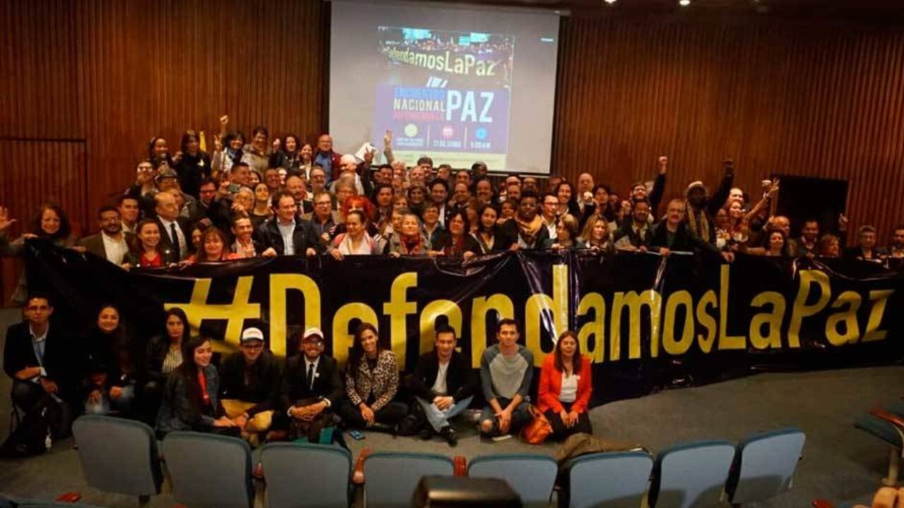 "El señor ‘Jesús Santrich’, como los miles de excombatientes de las Farc que le han cumplido a la justicia, tiene el deber de presentarse y resolver su situación ante los tribunales", dice el movimiento.