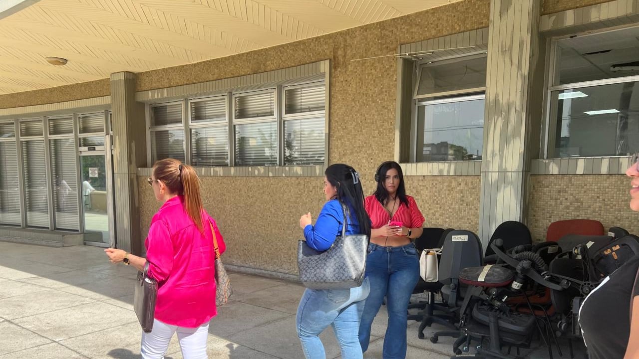 Dayana Jassir captada por SEMANA en el Centro de Servicios Judiciales de Barranquilla.