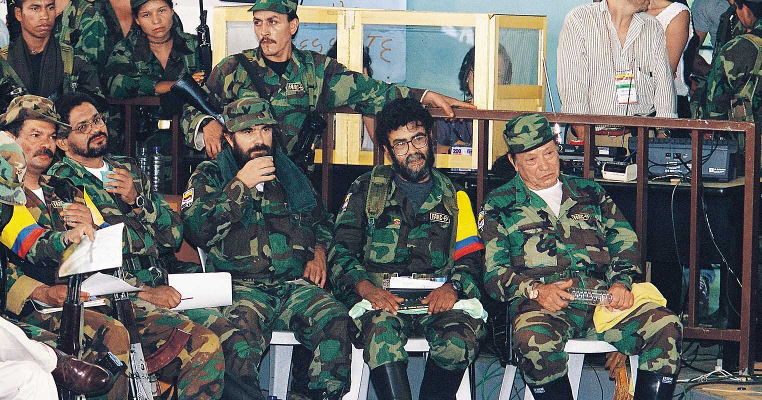 En los diálogos en el Caguán los guerrilleros estuvieron siempre armados.