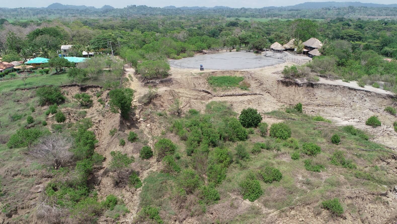 Por el momento, la erupción del volcán Los Aburridos no ha registrado ninguna víctima fatal. Aun así, el SGC realizará este 12 de noviembre estudios en la zona afectada.