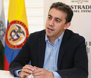 Registrador nacional, Alexander Vega.