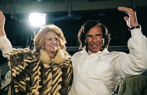 'Menem', dirigida por Ariel Winograd, incluye a Leonardo Sbaraglia (El Gerente, Blondi), Juan Minujín (Los Dos Papas, El Marginal), Griselda Siciliani (Bardo, Sentimental) y más.