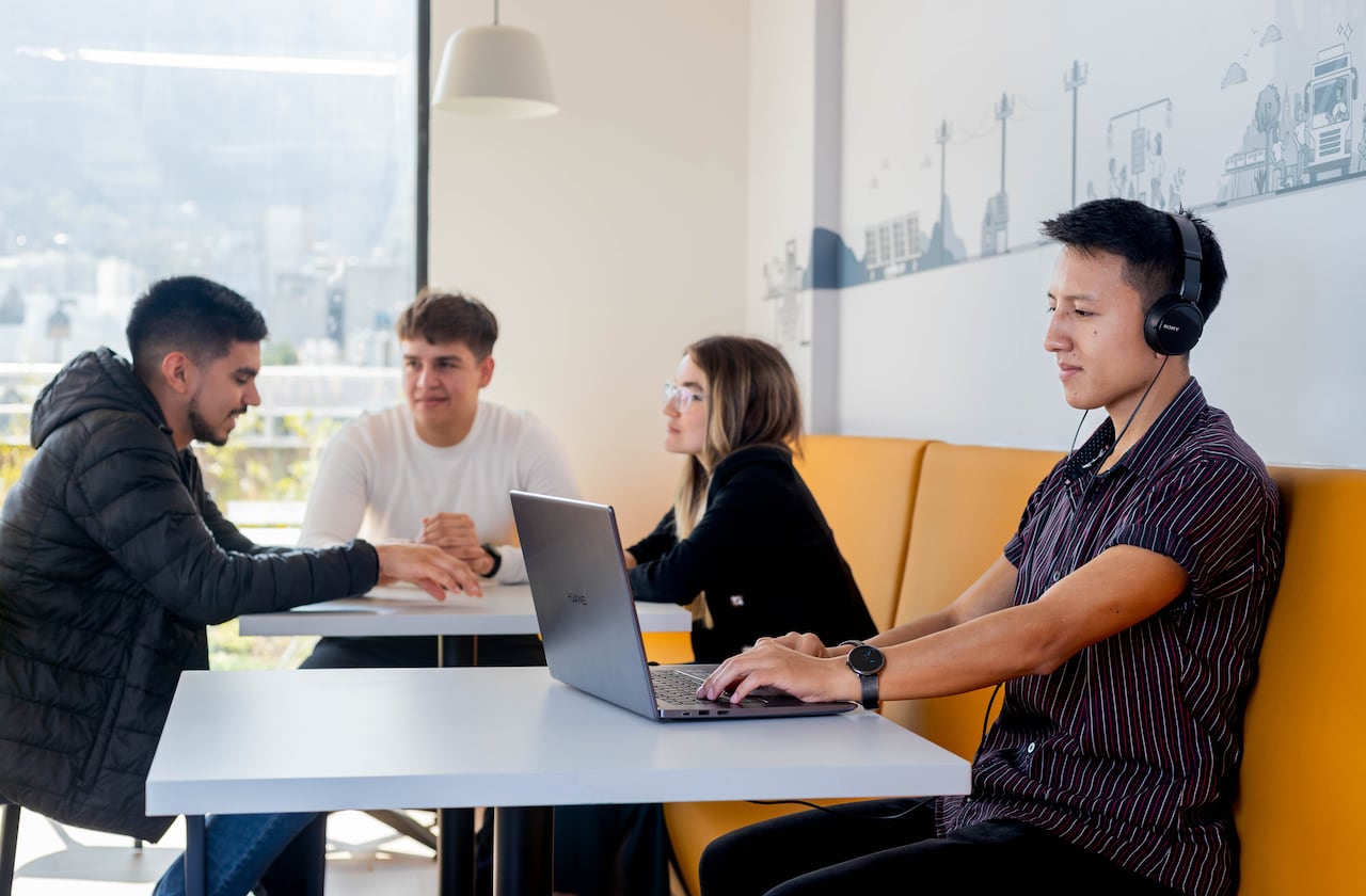 Quienes ingresen a Enel tendrán acceso a una experiencia integral que combina formación, bienestar y proyección profesional.