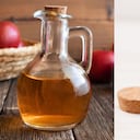 El vinagre de manzana y el bicarbonato no se deben consumir en exceso.