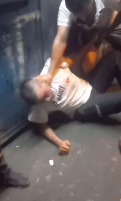 Conductores se fueron a golpes por la guerra del Soat en Jamundí, Valle.