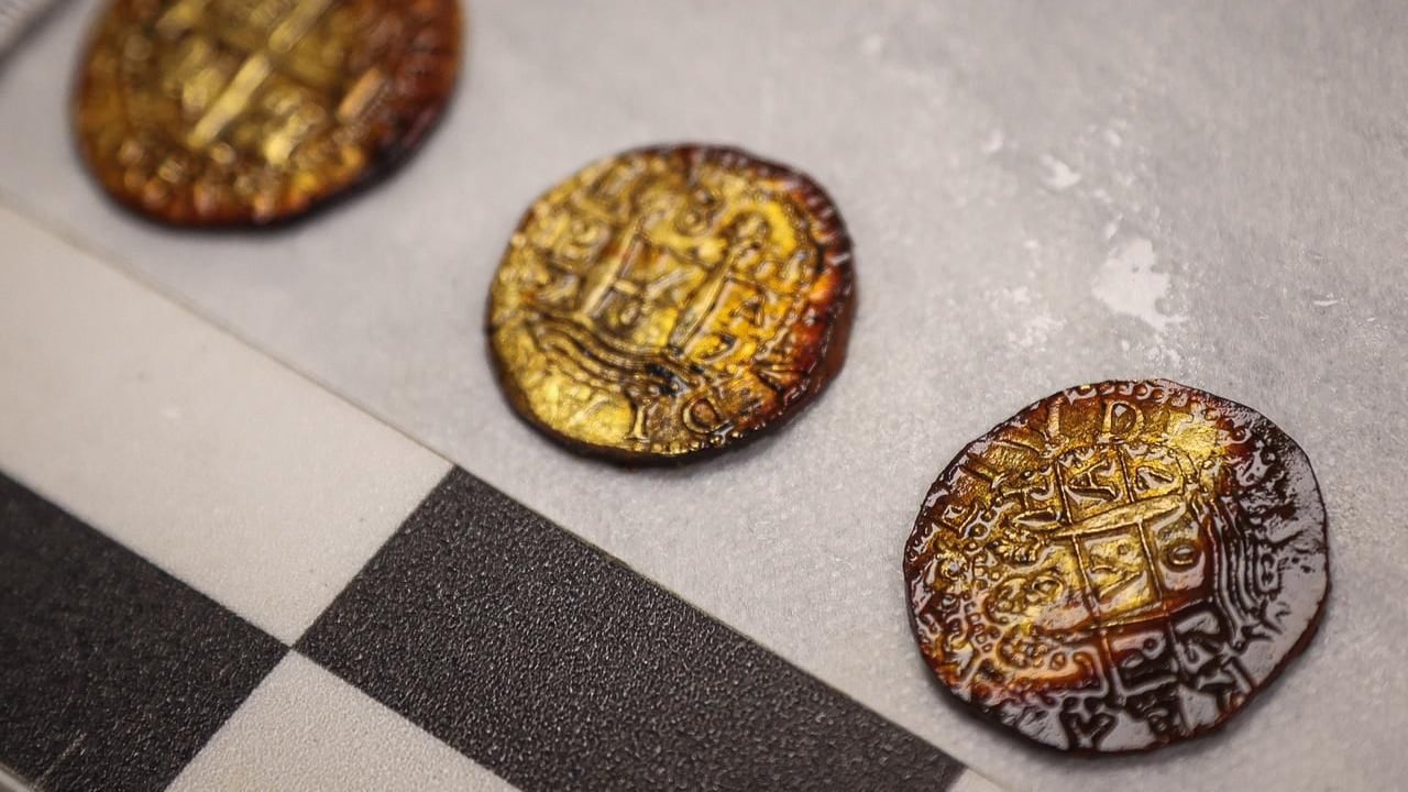 Macuquinas extraídas por primera vez del Galeón San José.