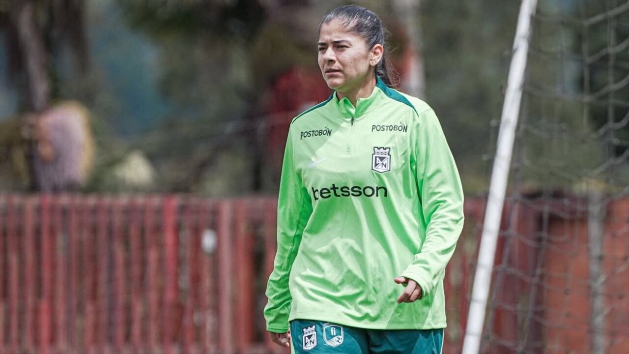 Así posó Catalina Usme con la indumentaria de Atlético Nacional.