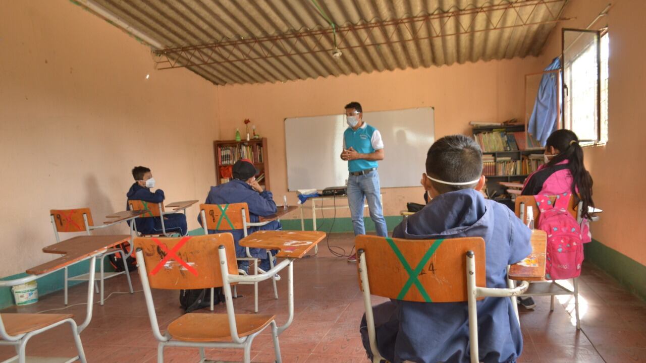 Alternancia educativa en Santander arrancó con 13 municipios. Foto: Cortesía Gobernación Santander