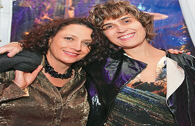 Ángela Pérez y María Wills.