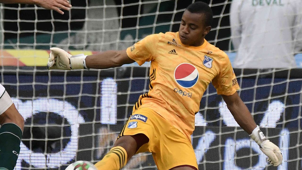 Portero en su selección, Faríñez fue clave para que Millonarios no permitiera más tantos y luego consiguiera el empate.