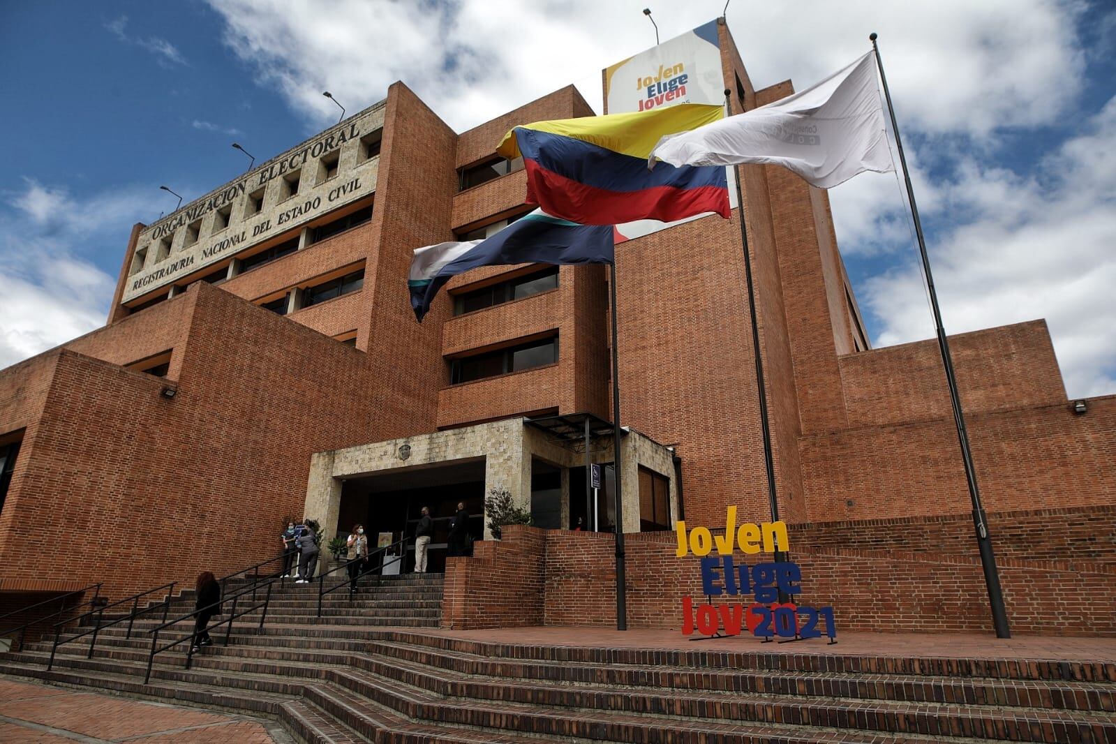 Elecciones Consejos Locales de Juventud registrador Alexander Vega rueda de prensa