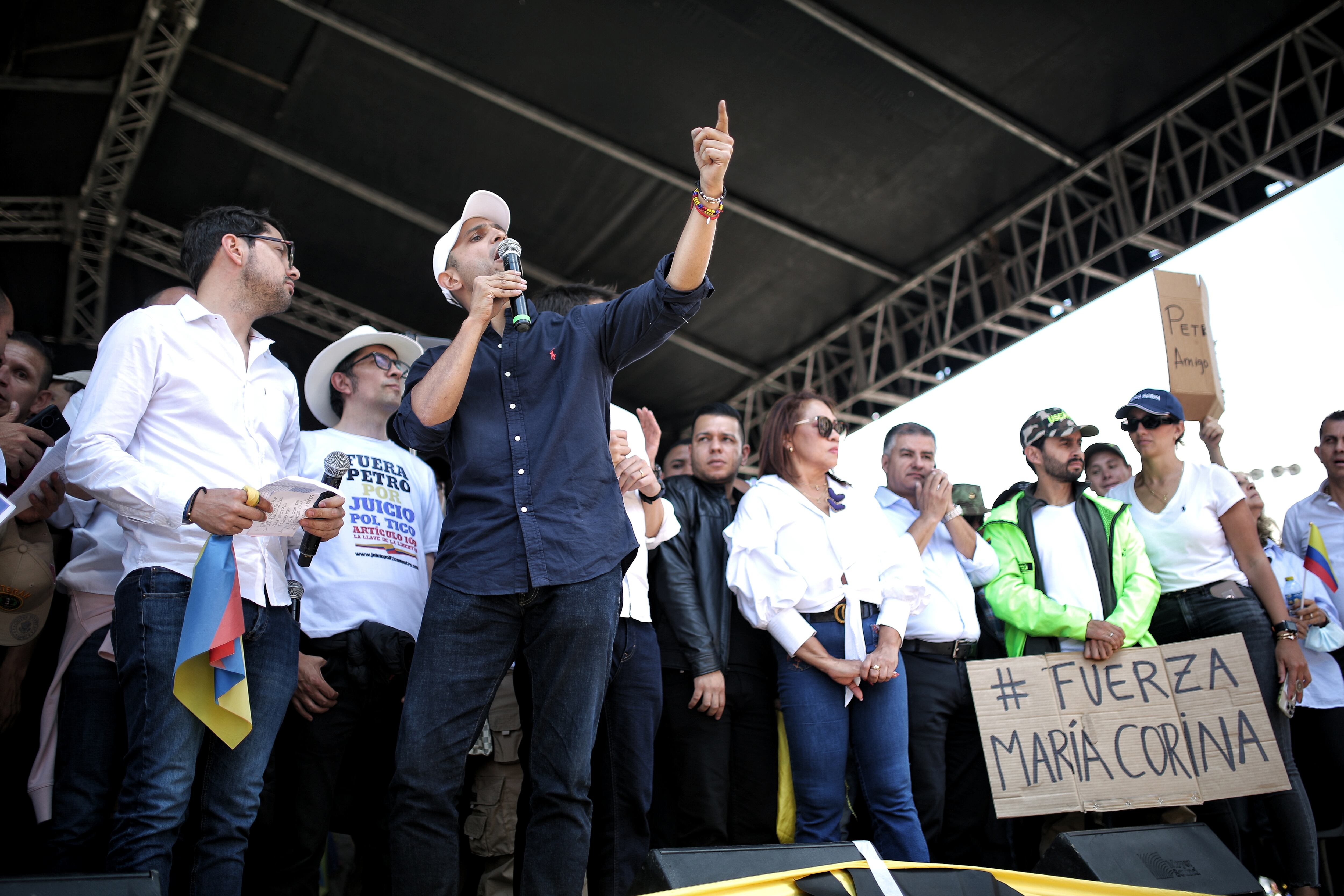 Marcha de la mayoría en contra del Gobierno del Presidente Gustavo Petro