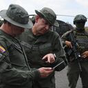 Tuluá: Situación de orden público en Tuluá. Consejo de Seguridad, comandante de la Policía General William René Salamanca Ramírez. Junto alcalde de Tuluá, Gustavo Vélez. foto José L Guzmán. El País