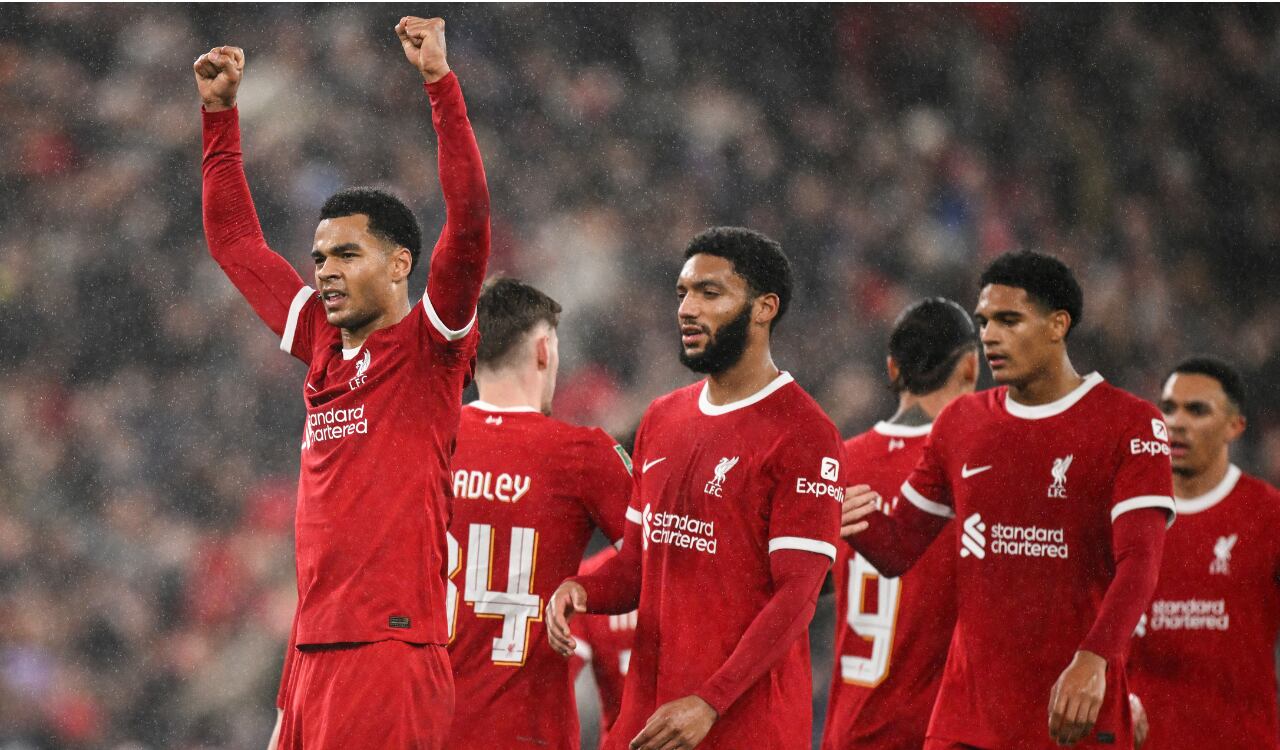 Liverpool goleó a West Ham en loas cuartos de final de la Carabao Cup