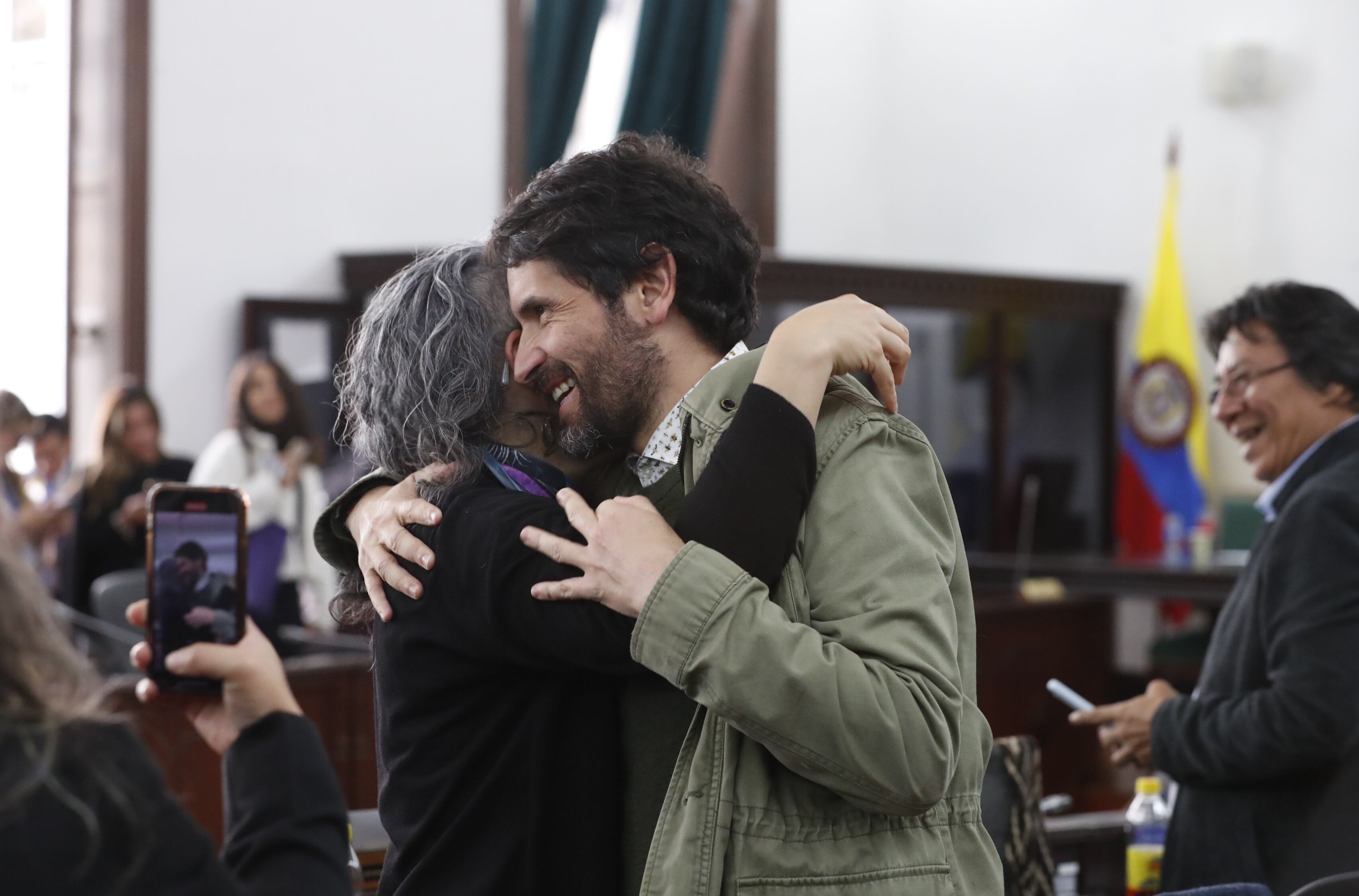 Proyecto de ley que regula el cannabis de uso adulto en Colombia,