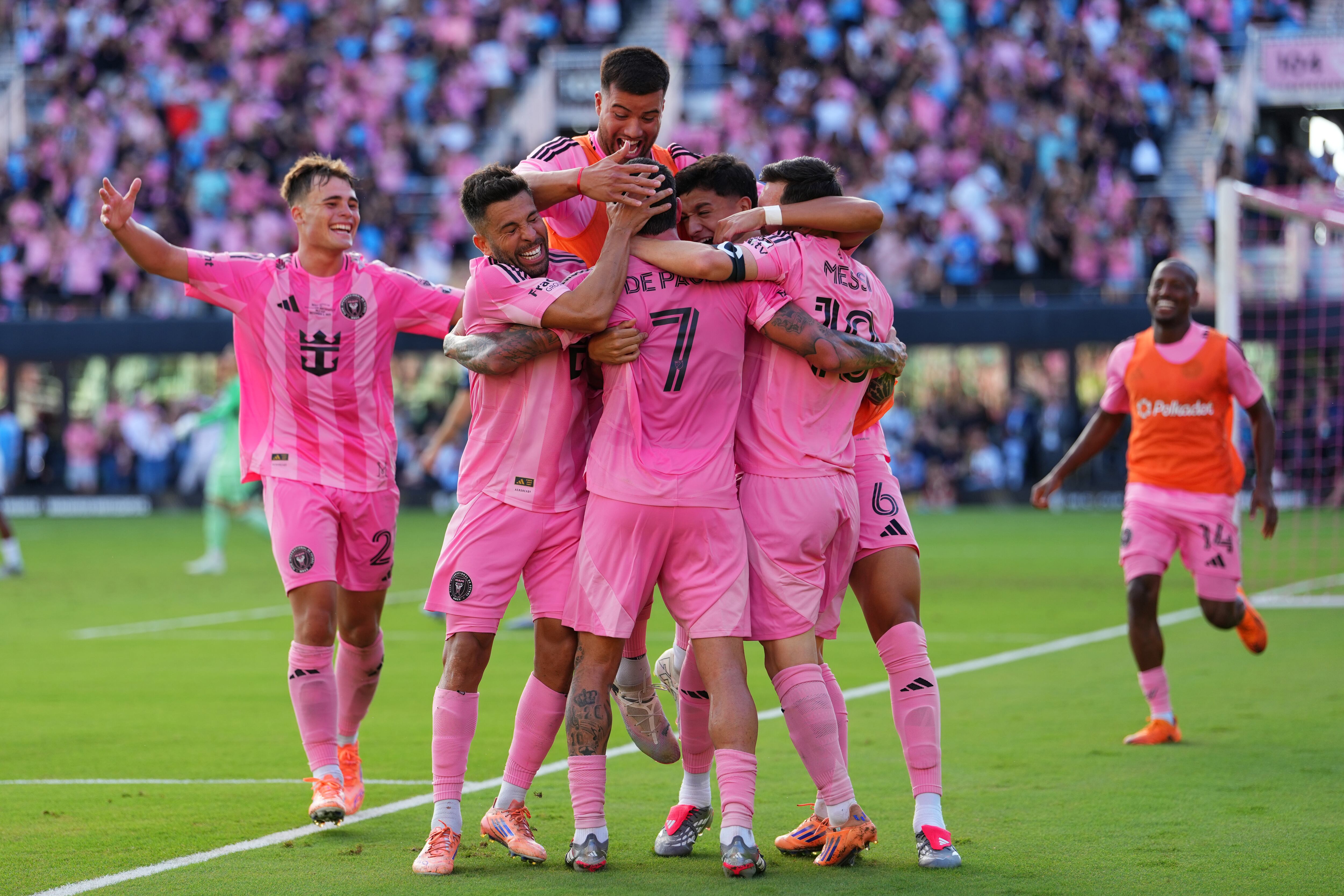 Inter Miami celebrando uno de sus tantos contra Vancouver Whitecaps por la MLS.