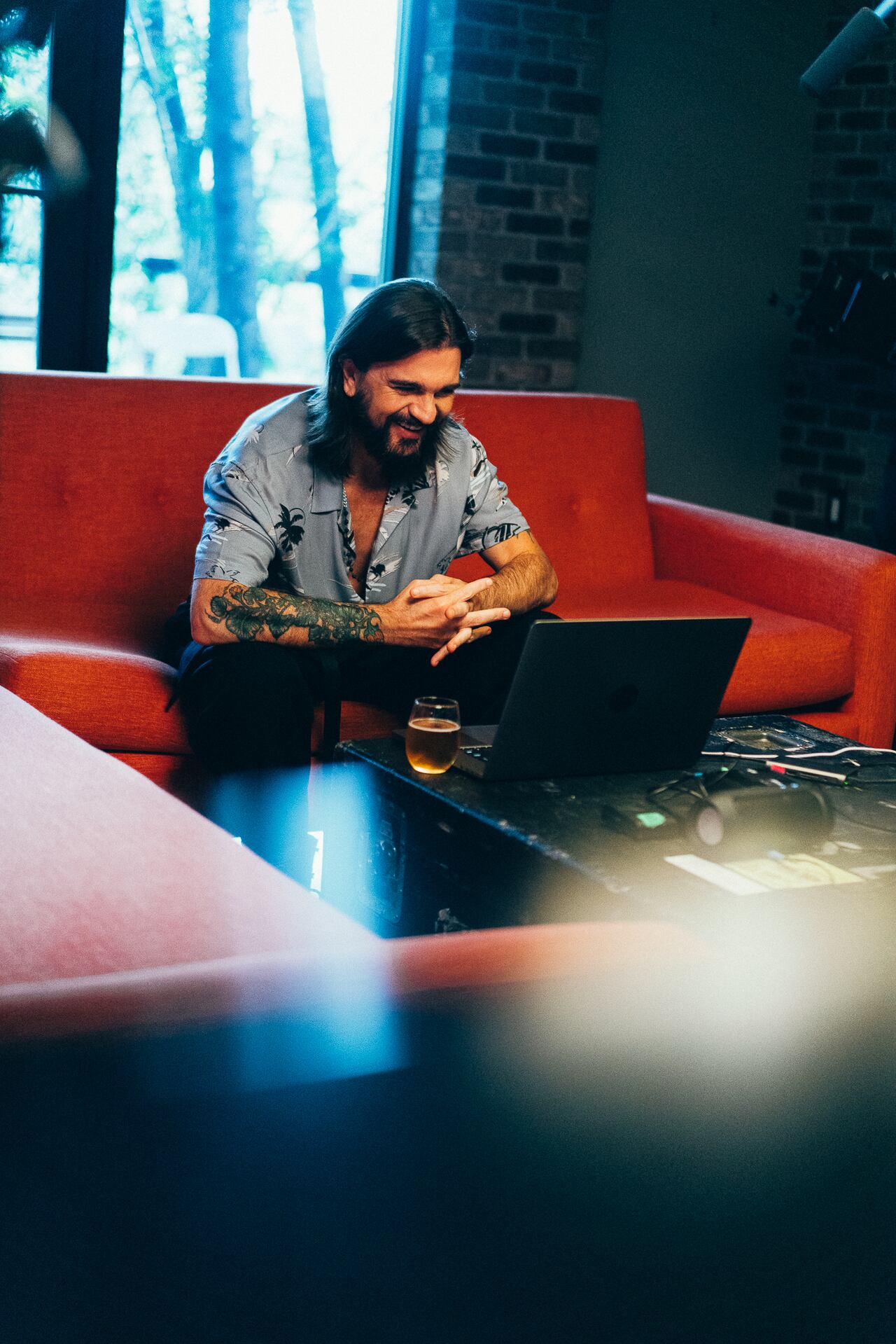 Juanes, el artista de Rock Latino colombiano, lanzará su nuevo álbum ORIGEN este 28 de mayo