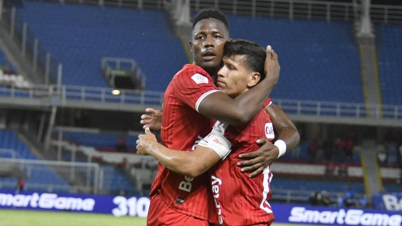 América celebra el triunfo ante el Pereira