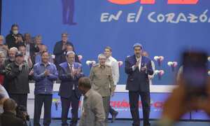 Ortega y Arce participaron de homenaje a Chávez en Caracas