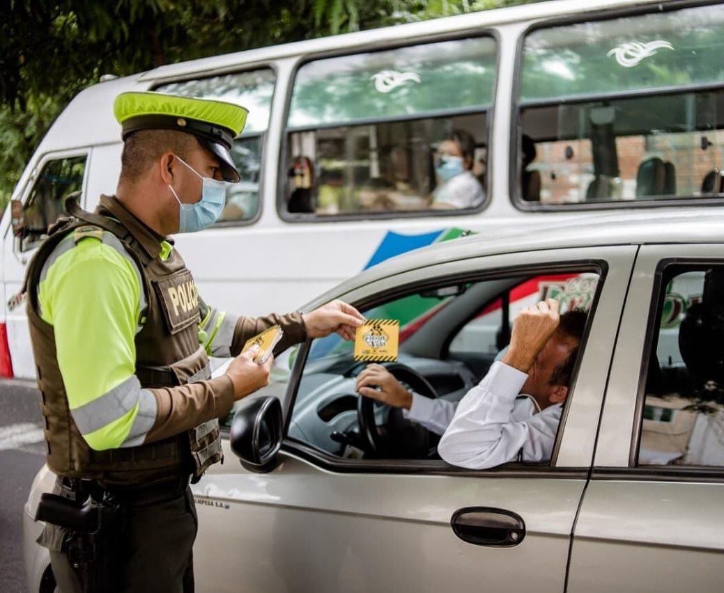 Se encuentra vigente el decreto 300 de 2019, el cual estipula pico y placa en Cúcuta.