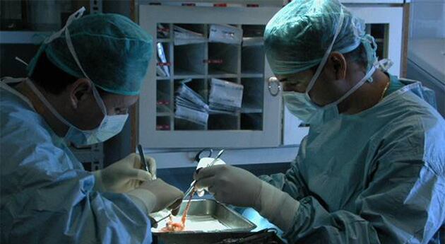 Daniel cuenta que su hijo celebró inmediatamente la noticia, tras saber que ya sería posible el trasplante.